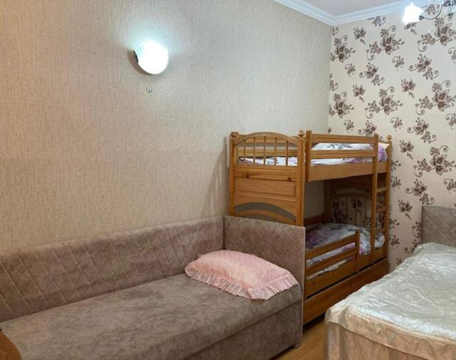 Natali'S House Apartment Borjomi Bagian luar foto